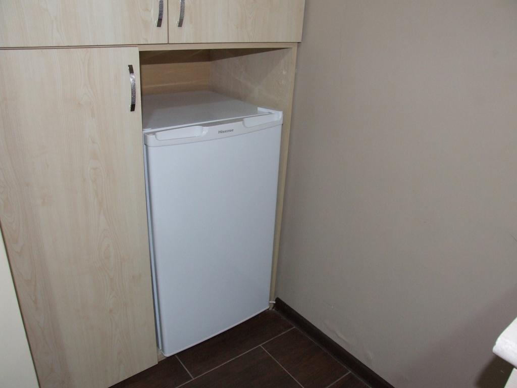 Apartment Paronyan 22 耶烈万 外观 照片