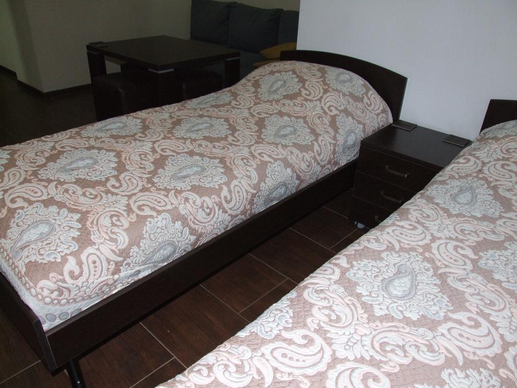 Apartment Paronyan 22 耶烈万 外观 照片